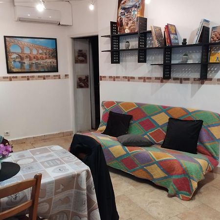 Tres Bel Appartement Cosy Et Chaleureux A Nîmes Extérieur photo